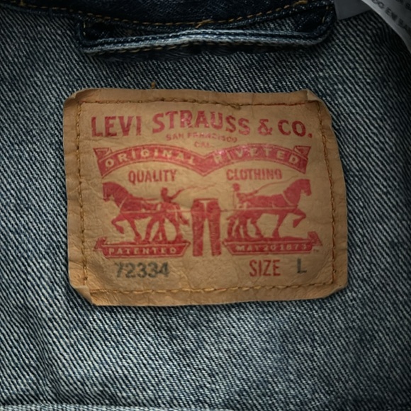 Levi’s Jean/Denim Jacket - Picture 3 of 4